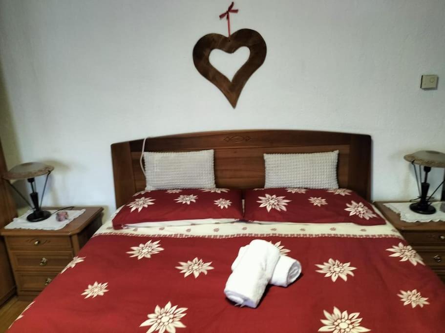 Appartamento Di Montagna Lo Grop Chambave Luaran gambar