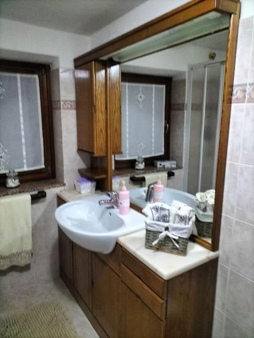 Appartamento Di Montagna Lo Grop Chambave Luaran gambar